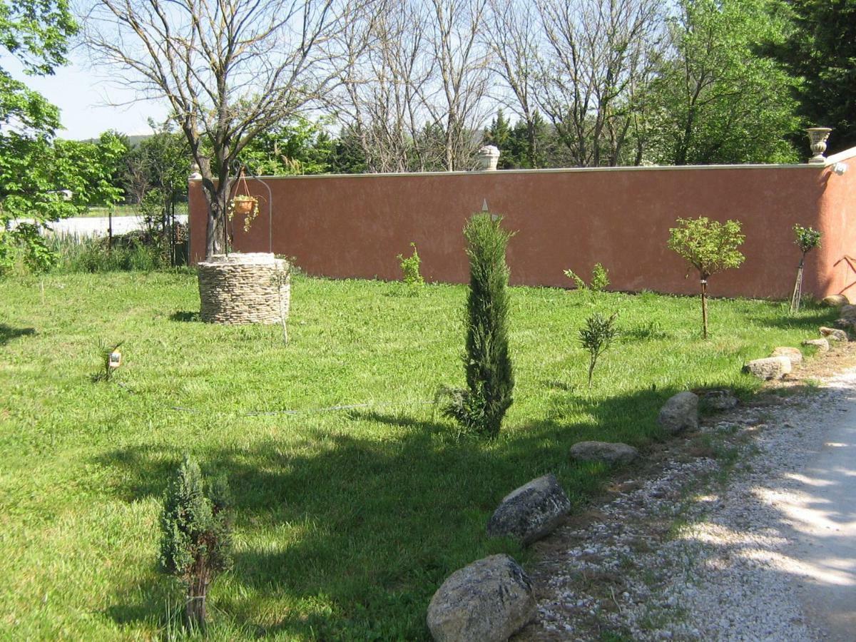 B&B La Douloire Pernes-les-Fontaines Eksteriør billede