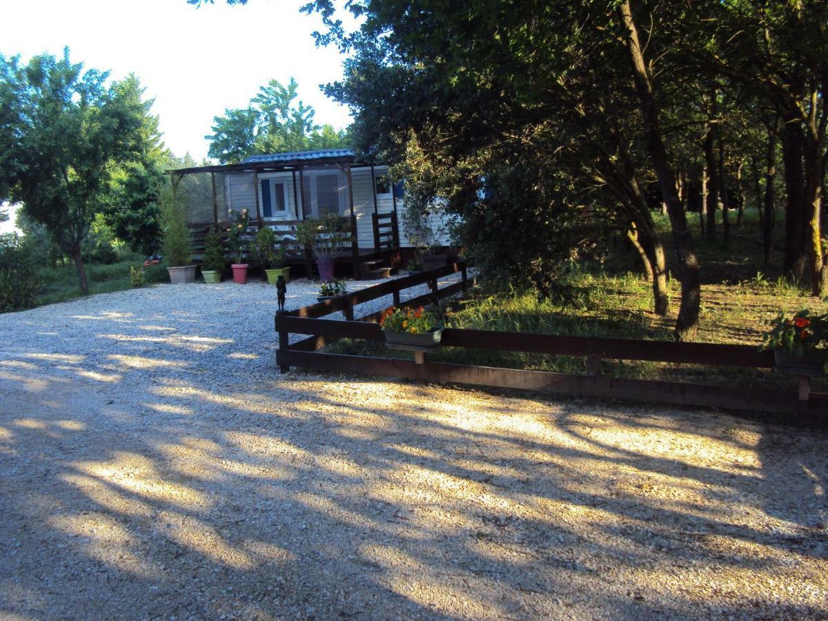 B&B La Douloire Pernes-les-Fontaines Eksteriør billede