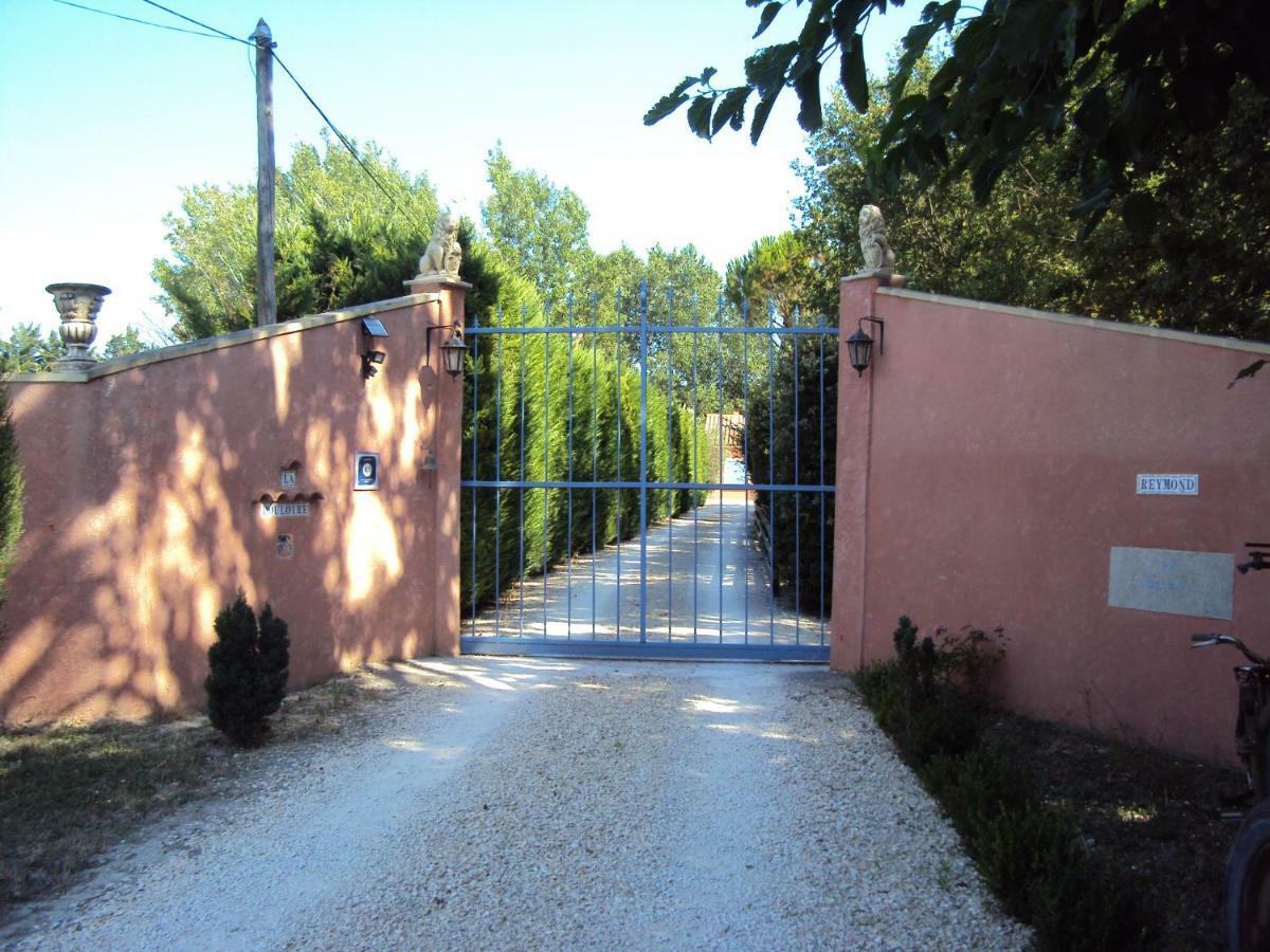 B&B La Douloire Pernes-les-Fontaines Eksteriør billede
