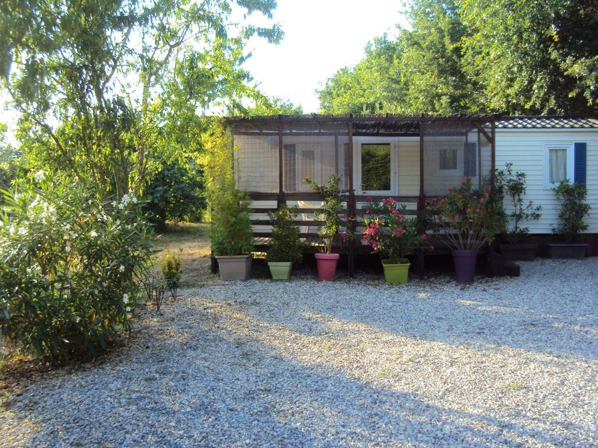 B&B La Douloire Pernes-les-Fontaines Eksteriør billede