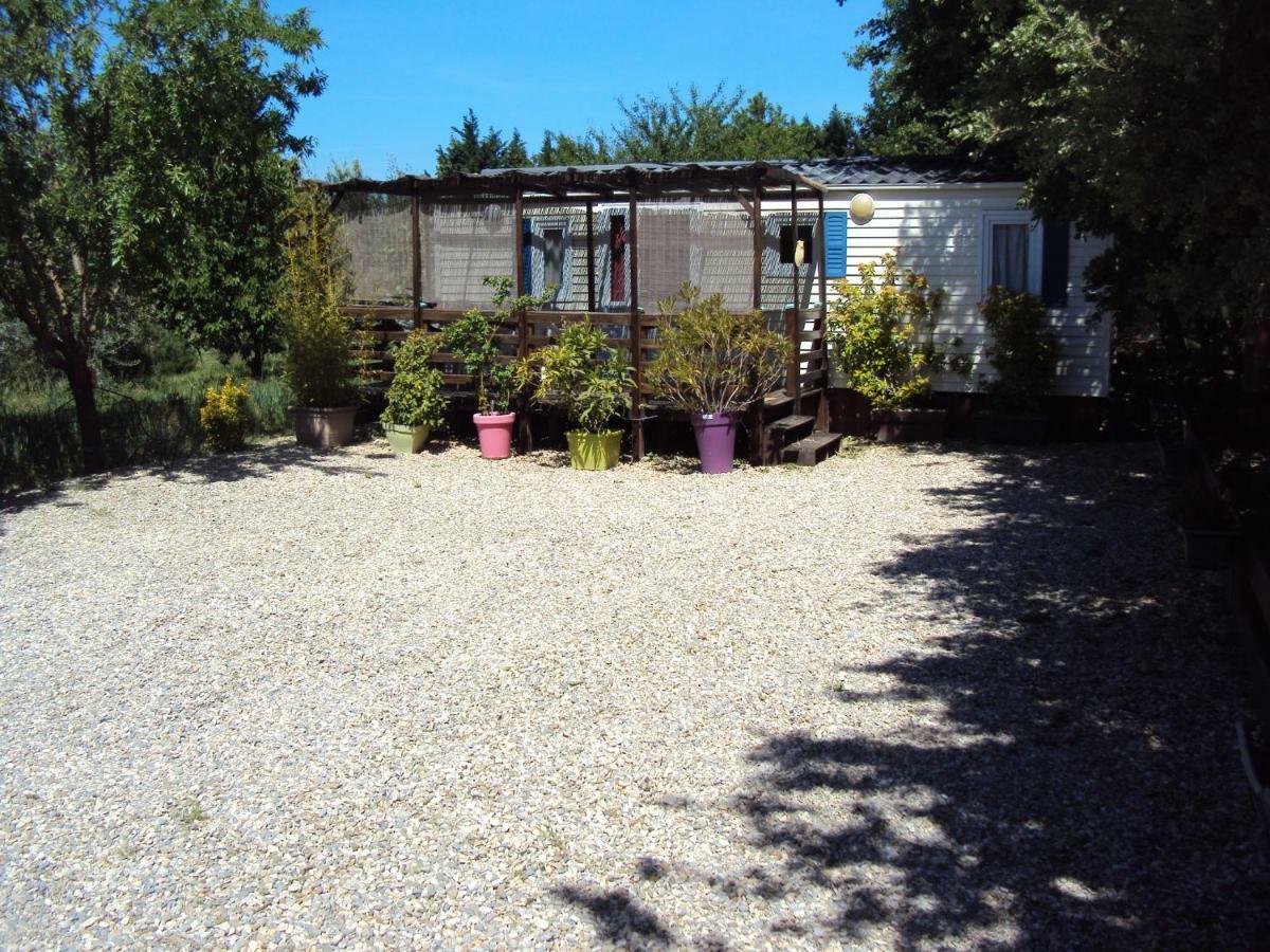 B&B La Douloire Pernes-les-Fontaines Eksteriør billede
